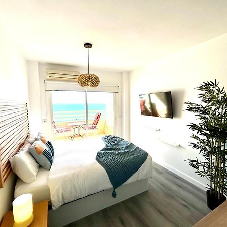 شقة Stella Maris - Amazing Frontal Sea Views With Pool & Terrace By 10Tosea فوينخيرولا المظهر الخارجي الصورة