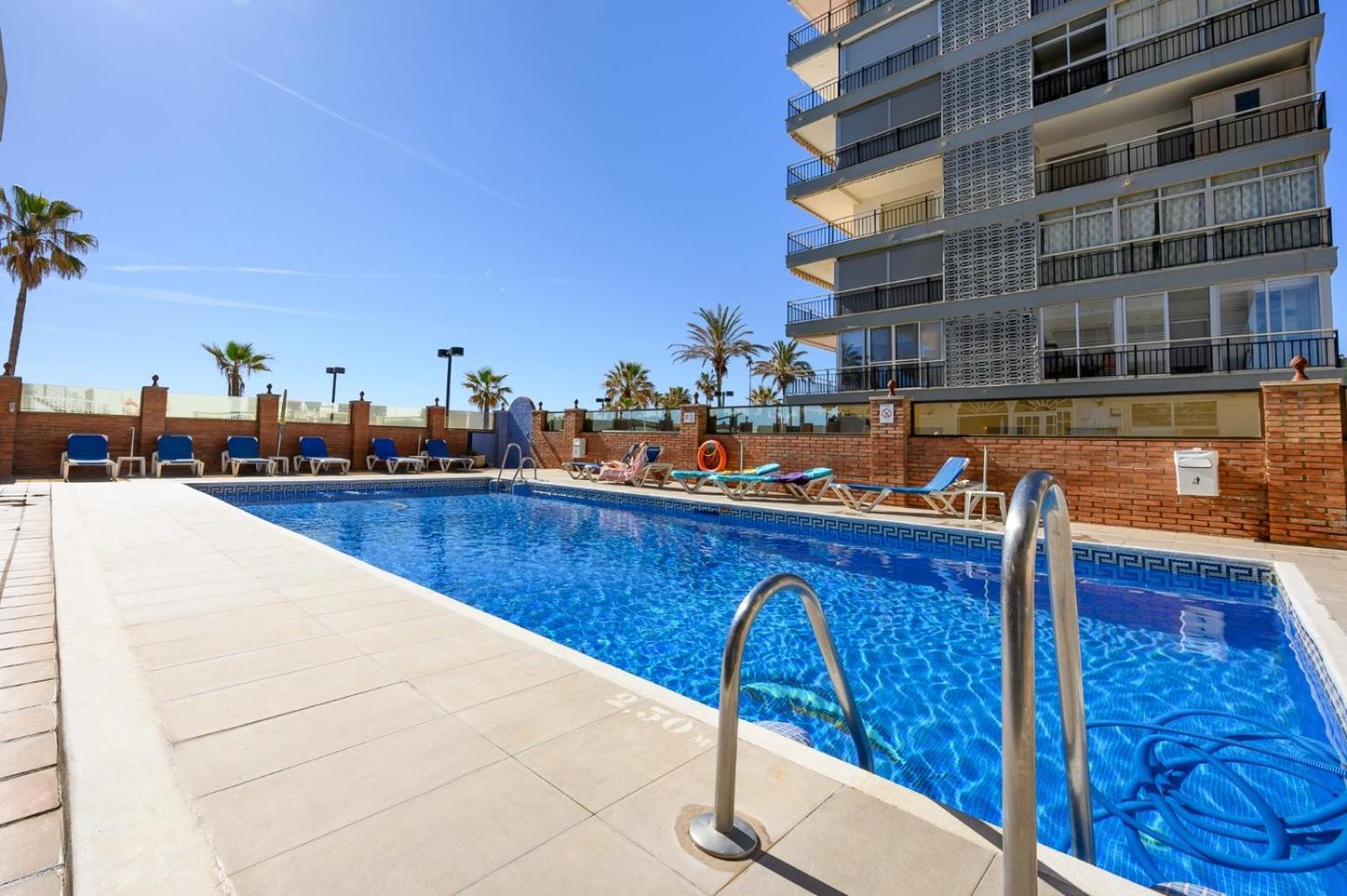 شقة Stella Maris - Amazing Frontal Sea Views With Pool & Terrace By 10Tosea فوينخيرولا المظهر الخارجي الصورة